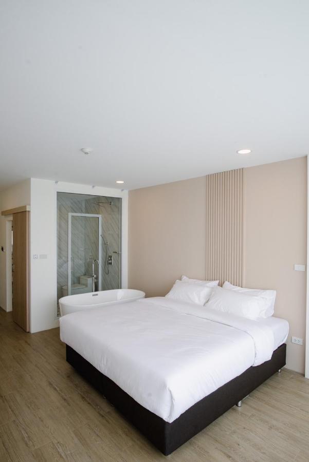 Hotel Agnes Buriram Exterior foto