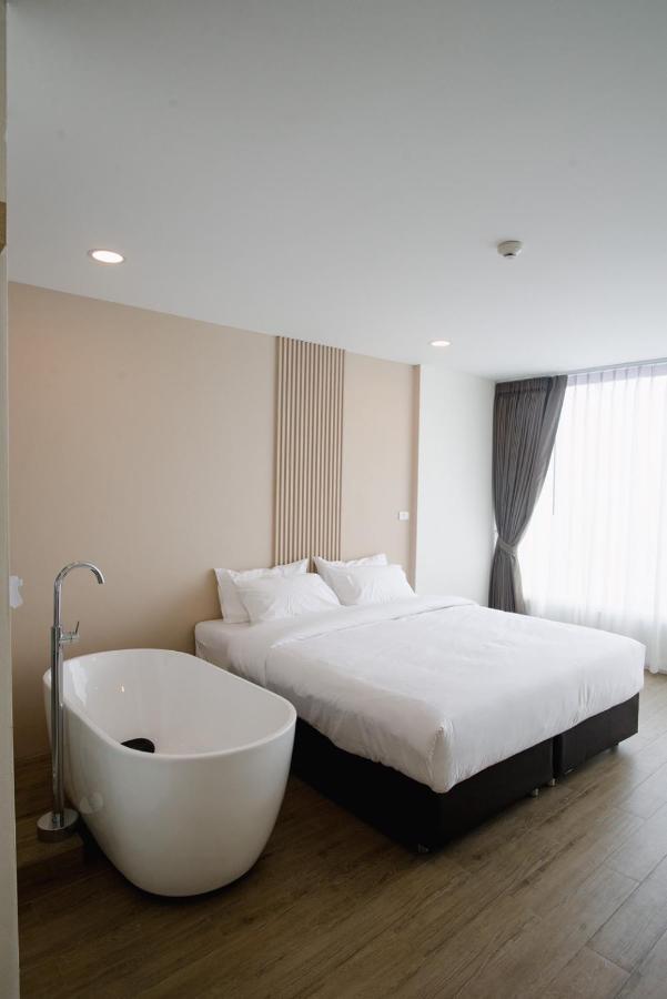 Hotel Agnes Buriram Exterior foto