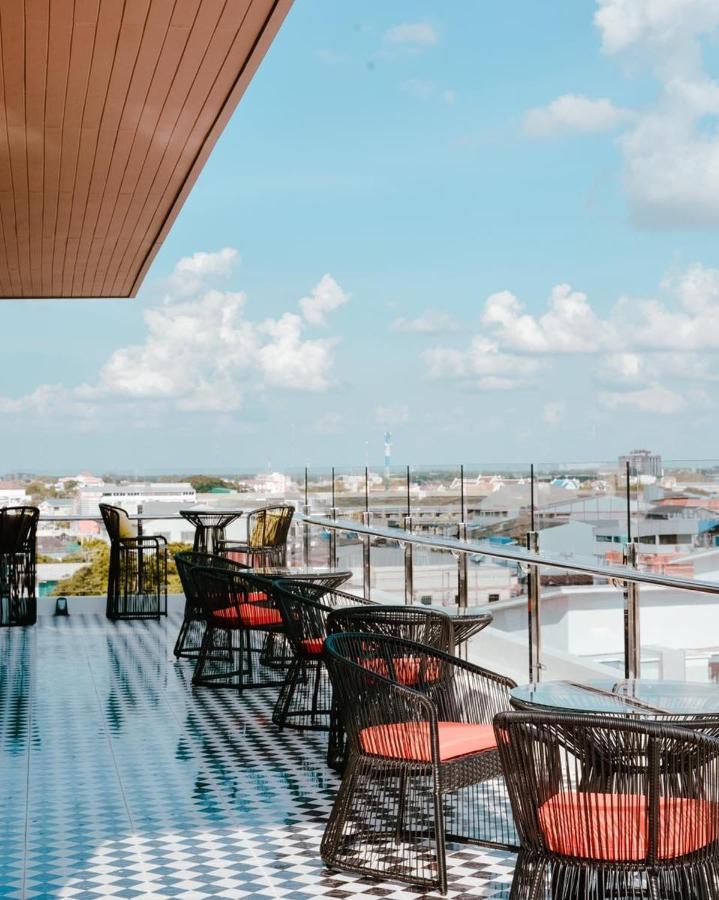 Hotel Agnes Buriram Exterior foto
